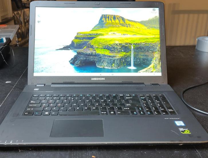 Medion Erazer P7643, Computers en Software, Windows Laptops, Gebruikt, 17 inch of meer, HDD, SSD, 2 tot 3 Ghz, 16 GB, Qwerty, Met videokaart