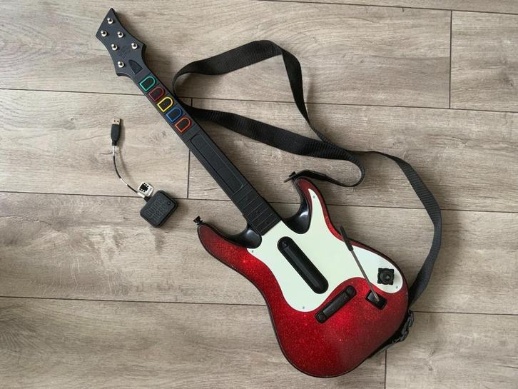 Playstation 3 Guitar Hero Rock Band Fender Gitaar Dongel PS3, Spelcomputers en Games, Games | Sony PlayStation 3, Zo goed als nieuw