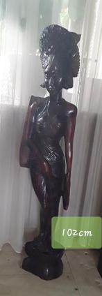 GROOT STAAND HOUTSNIJWERK BEELD, Ophalen of Verzenden