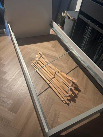 Bed 90 x 209 cm IKEA twee stuks - afbeelding 4