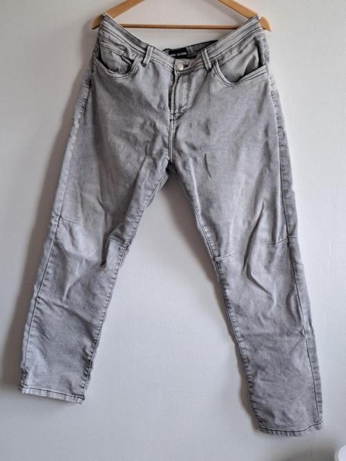 heren knappe broek NIELSSON grijs MAAT W38 L32, Kleding | Heren, Spijkerbroeken en Jeans, Gedragen, W36 - W38 (confectie 52/54)