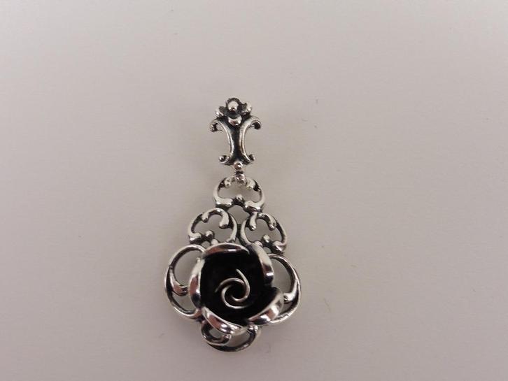 Zilveren roos hanger                                     Z24, Sieraden, Tassen en Uiterlijk, Kettinghangers, Gebruikt, Zilver