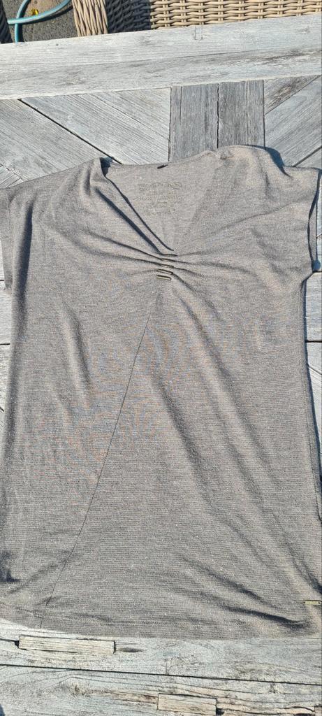 SPS Superstar zand- / taupe- / goudkleurig top, maat M, Kleding | Dames, Tops, Zo goed als nieuw, Maat 38/40 (M), Beige, Korte mouw