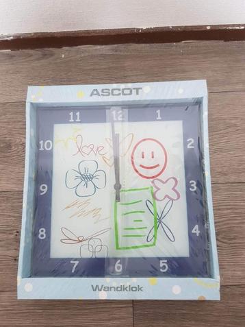 Leuke wandklok klok ASCOT voor kinderkamer ( Nieuw ) beschikbaar voor biedingen