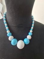 Fantasie Lichtblauwe Choker 50 cm, Ophalen of Verzenden, Zo goed als nieuw, Blauw, Kunststof