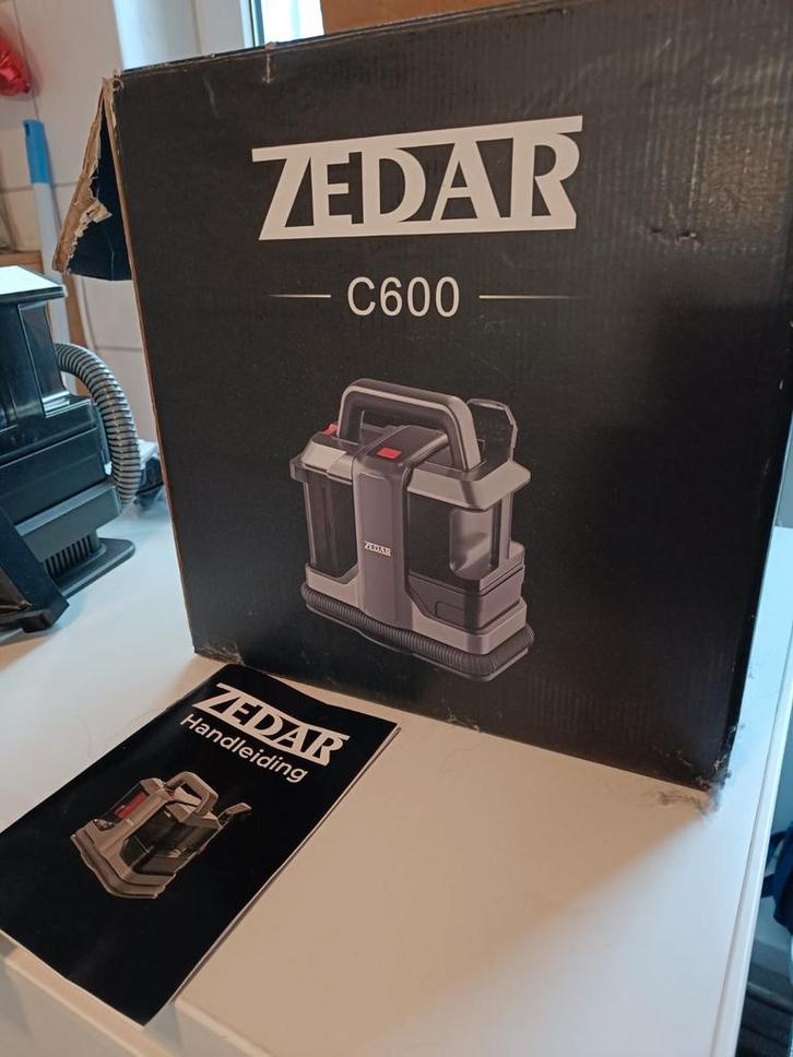 Zedar C600 Tapijtreiniger - Zo goed als nieuw!, Witgoed en Apparatuur, Stofzuigers, Zo goed als nieuw, Waterstofzuiger, Minder dan 1200 watt