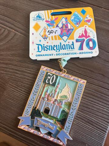 Disney Anaheim 70 anniversary ornament  beschikbaar voor biedingen