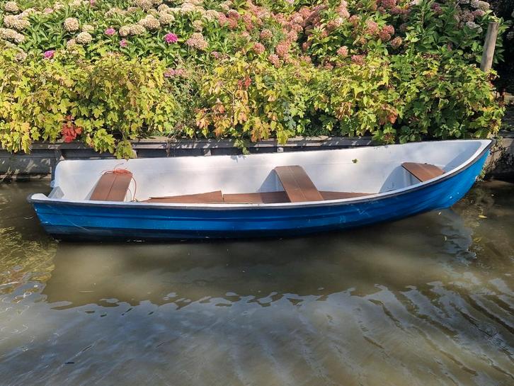 Boot (4m x 1.65m) met 3.5 pk Yamaha buitenboordmotor, Watersport en Boten, Kano's, Gebruikt, Overige typen, Drie personen of meer