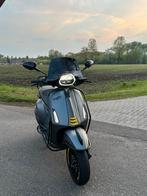 Vespa sprint custom E5, Ophalen, Overige modellen, 0 versnellingen, Zo goed als nieuw