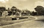 Bakkeveen, De Dam - B-keus - 1959 gelopen, Verzamelen, Ansichtkaarten | Nederland, Ophalen of Verzenden, 1940 tot 1960, Gelopen