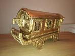 Goudkleurige Miniatuur Woonwagen, Ophalen