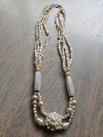Ketting met anezus parelmoer kraaltjes, Ophalen of Verzenden, Zo goed als nieuw, Overige materialen