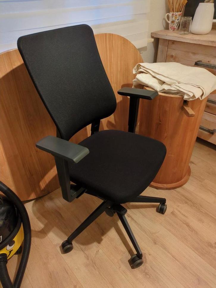 Viasit Drumback Bureaustoel - Ergonomisch, Huis en Inrichting, Bureaustoelen, Gebruikt, Bureaustoel, Zwart, Ergonomisch, Ophalen