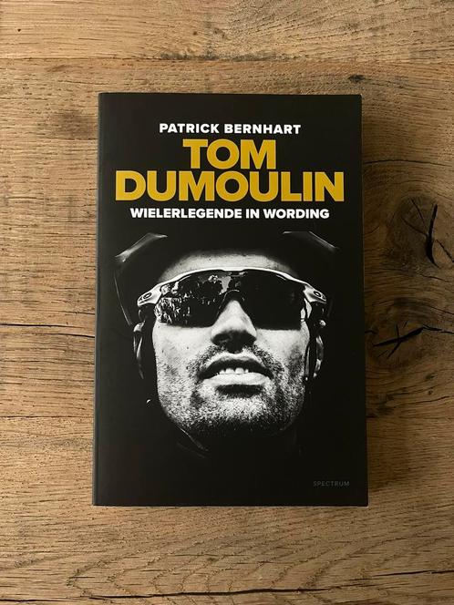 Patrick Bernhart - Tom Dumoulin, Boeken, Biografieën, Zo goed als nieuw, Ophalen of Verzenden