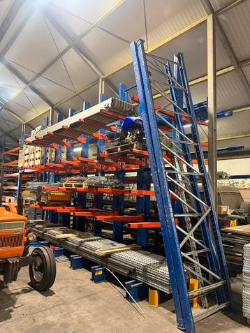 Draagarmstelling te koop. beschikbaar voor biedingen