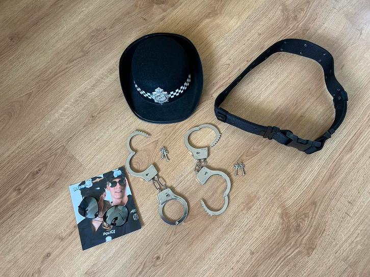 Set Accessoires voor Politie Agente voor carnaval, Kleding | Dames, Carnavalskleding en Feestkleding, Zo goed als nieuw, Accessoires