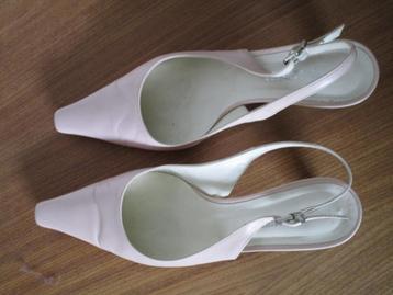 Nr.68: Mooie Pumps schoenen van Ab Donkers maat 39 in goede  beschikbaar voor biedingen