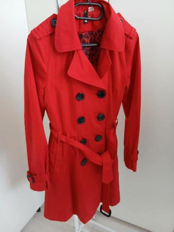 Mooie rode trenchcoat maat 38 H&M beschikbaar voor biedingen