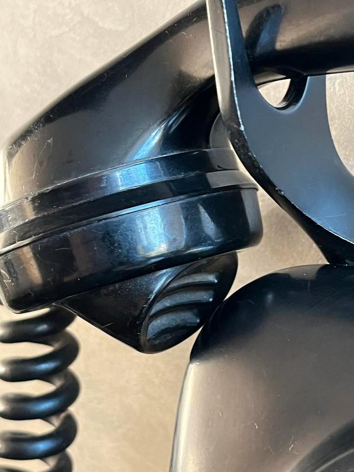 Vintage Zwarte Telefoon met Draaischijf, Telecommunicatie, Vaste telefoons | Niet Draadloos, Gebruikt, Met draaischijf, Ophalen of Verzenden