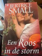 Een roos in de storm Bertrice Small, Ophalen of Verzenden, Zo goed als nieuw, Nederland