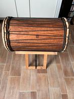 Afroton doundoun bastrommel 65 x 40 incl standaard /stokken, Muziek en Instrumenten, Ophalen, Zo goed als nieuw, Trommel