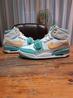 Air Jordan Legacy 312 x Guo Ailun 'Jade' Size 42,5, Wit, Nike, Ophalen of Verzenden, Sneakers of Gympen