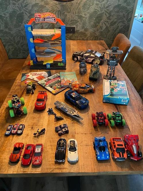 autos, leger, boeken, hotweels en nog veel meer speelgoed, Kinderen en Baby's, Speelgoed | Speelgoedvoertuigen, Gebruikt, Ophalen of Verzenden