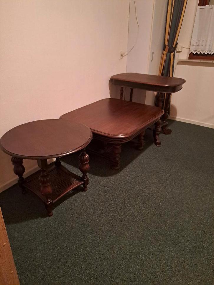 verschillende vintage bruin houten tafeltjes, Antiek en Kunst, Curiosa en Brocante, Ophalen