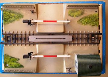 MäRKLIN H0 7390 OVERWEG voor M-rails 1981 mechanisch in OVP beschikbaar voor biedingen