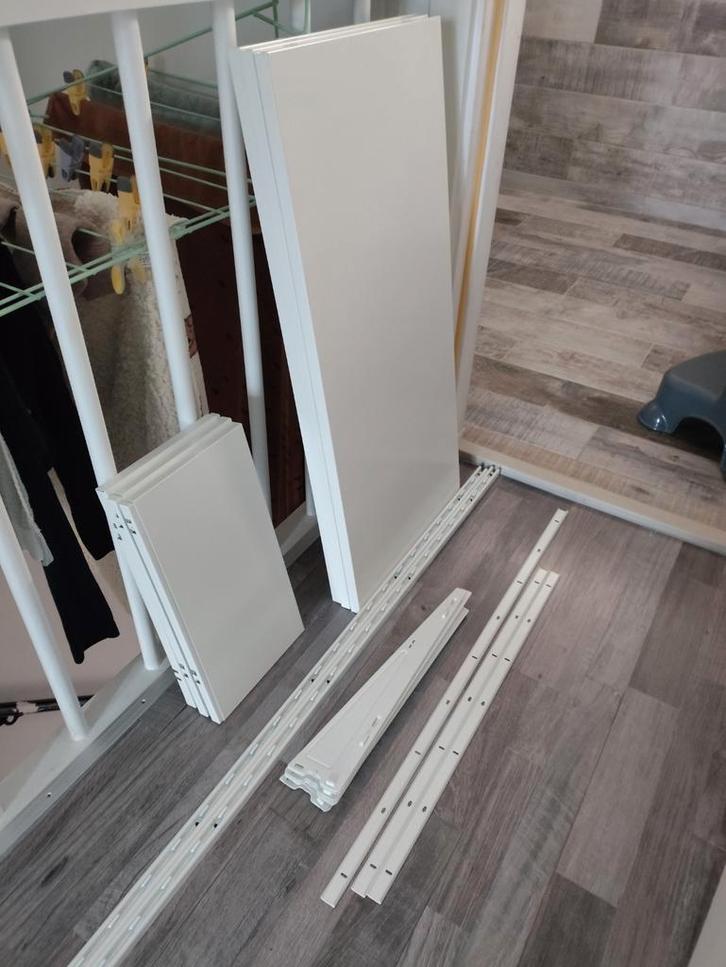 Ikea Boaxel wandkast / stellingkast 80 en 20-30 / 2m hoog, Huis en Inrichting, Kasten | Stellingkasten, Zo goed als nieuw, Ophalen