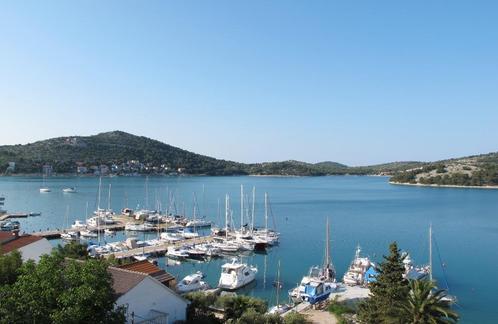 Luxe vakantiewoning Kroatië Dalmatië met uitzicht op zee, Vakantie, Vakantiehuizen | Kroatië, Appartement, Dorp, Aan zee, 3 slaapkamers
