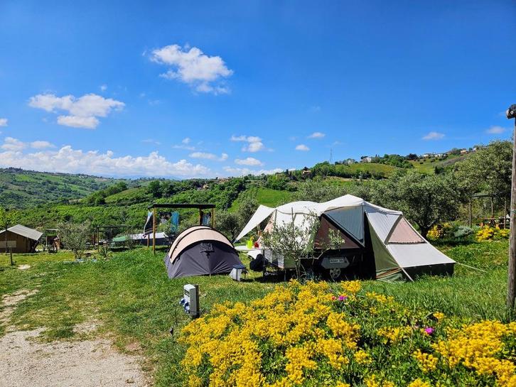Holtkamper Astro XL membrane airco + 4x Thule fietsendrager, Caravans en Kamperen, Vouwwagens, Holtkamper, tot en met 4, Meerkleurig