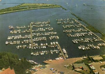 Enkhuizen, Compagnieshaven - luchtfoto - ongelopen beschikbaar voor biedingen