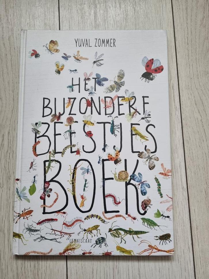 Yuval Zommer - Het bijzondere beestjes boek, Boeken, Kinderboeken | Jeugd | onder 10 jaar, Zo goed als nieuw, Fictie algemeen