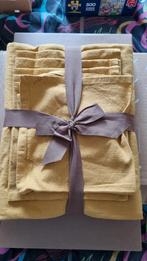 Okergeel Tafelkleed + 5 Servetten, Huis en Inrichting, Ophalen of Verzenden, Nieuw, Geel, Tafelkleed of Tafelzeil