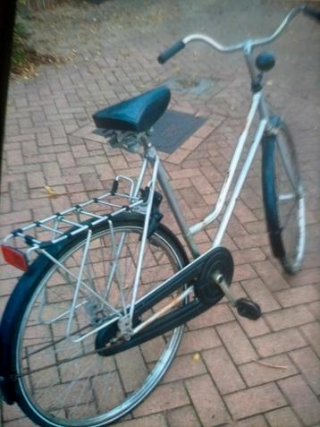 Damesfiets met terug traprem  beschikbaar voor biedingen