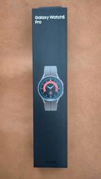 Samsung Galaxy Watch5 Pro LTE – NIEUW & Geseald, Nieuw, Ophalen of Verzenden, GPS, Grijs