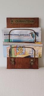 Mooie antieke krantenhouder "couranten" met messing houders, Antiek en Kunst, Curiosa en Brocante, Ophalen of Verzenden