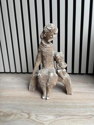 Parastone vrouw met kind beeldje (jaren ‘60) beschikbaar voor biedingen