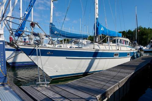 Hallberg Rassy 312, Watersport en Boten, Kajuitzeilboten en Zeiljachten, Gebruikt, Tourjacht of Cruiser, Polyester, 9 tot 12 meter