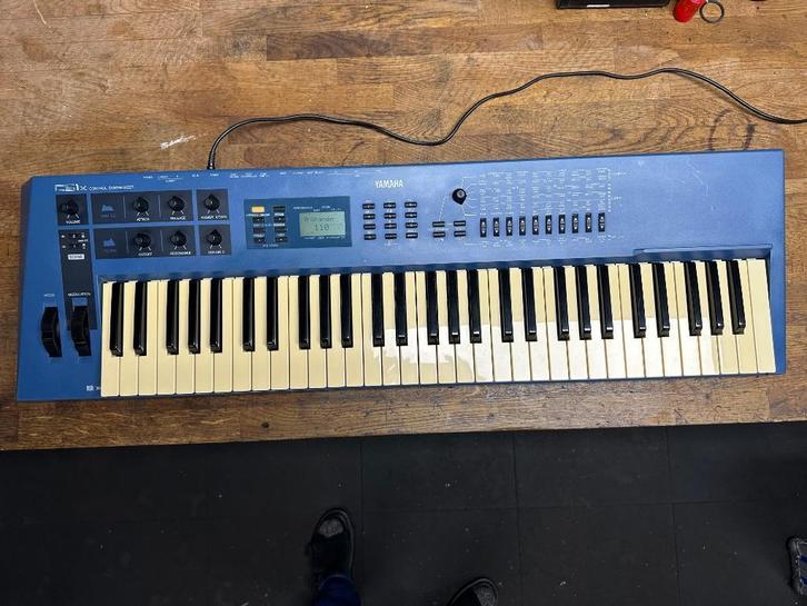 Yamaha CS1x, Muziek en Instrumenten, Synthesizers, Gebruikt, 61 toetsen, Yamaha, Met midi-aansluiting, Ophalen