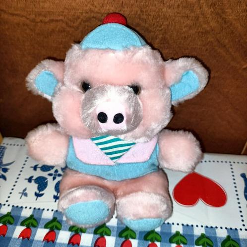 Vintage roze varken knuffel met kleren Ebra 20 cm, Kinderen en Baby's, Speelgoed | Knuffels en Pluche, Ophalen of Verzenden