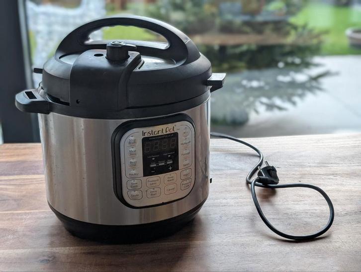 Instant Pot Duo 5.7L multi-cooker, Witgoed en Apparatuur, Slowcookers, Gebruikt, Ophalen of Verzenden