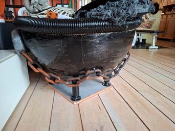 Halloween Heksenketel Decoratie beschikbaar voor biedingen