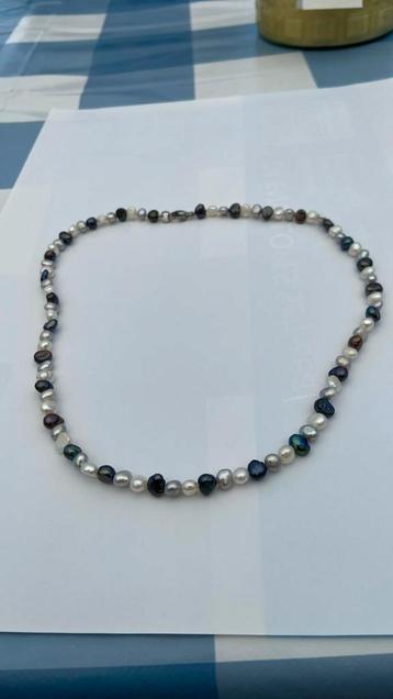 Parelketting met echte zoetwater parels 47 cm lang beschikbaar voor biedingen
