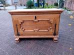 eiken tv kasje, Ophalen, Gebruikt, Deken kist  / tv kasje, Eikenhout