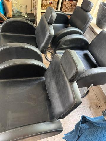 Kapperstoelen 4 stuks beschikbaar voor biedingen