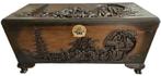 Grote Antieke Chinese Gesneden Houten Camphor Kist, Ophalen of Verzenden