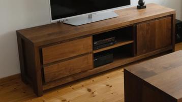 Modern TV Meubel - Massief Notenhout beschikbaar voor biedingen