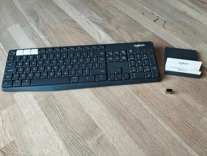 Logitech K375s Multi-Device Wireless Keyboard, Computers en Software, Toetsenborden, Gebruikt, Qwerty, Draadloos, Multimediatoetsen